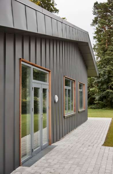 Sankt Birgitta School gets fantastic “steel barracks”, Private school - Østergade 64, 4930 Maribo